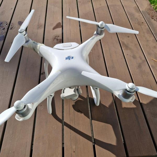 Quadricoptère DJI Phantom 4 Pro